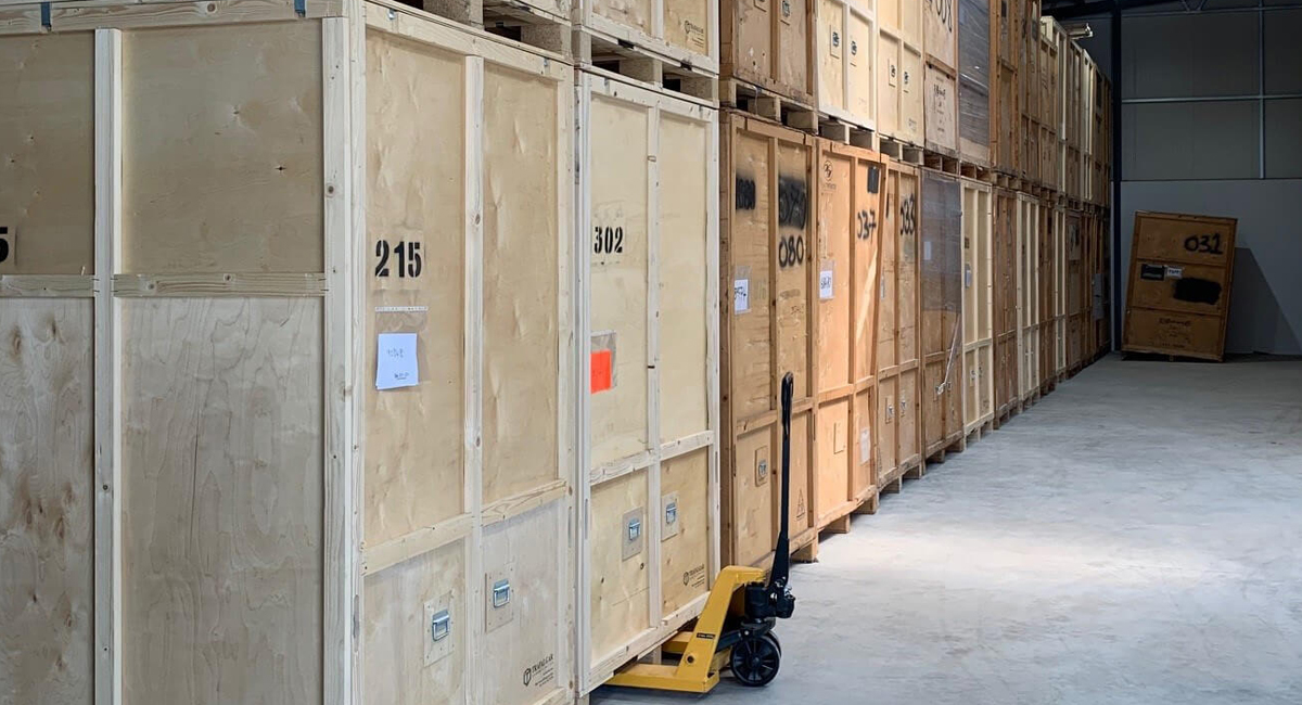 Moving to Spain: How Storage Services Can Help Manage Belongings